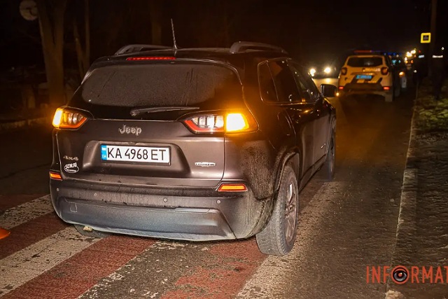 На Надежды Алексеенко водитель Jeep сбил двух девушек на переходе
