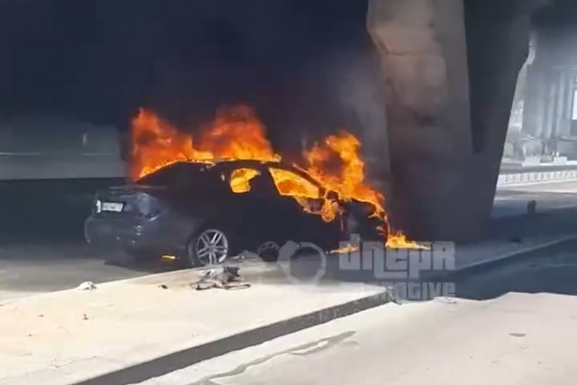      Mercedes        ( )