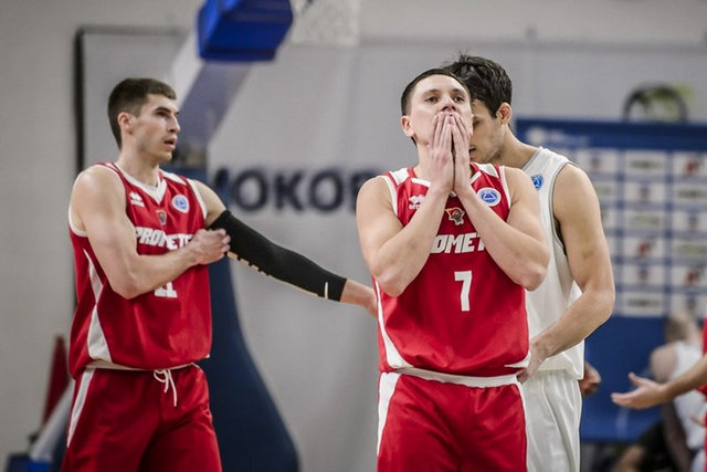 Чемпион Украины «Прометей» из Днепропетровщины в следующем сезоне будет играть в Еврокубке по баскетболу. Ранее ФБУ была против