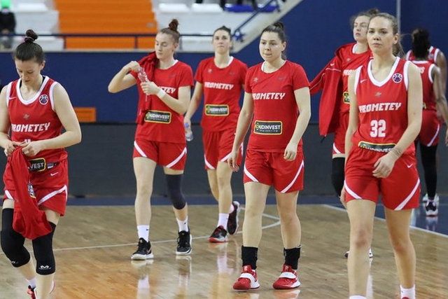 Игроки и тренеры женского Прометея с Днепропетровщины не вышли на связь с клубом и не будут выступать в следующем сезоне