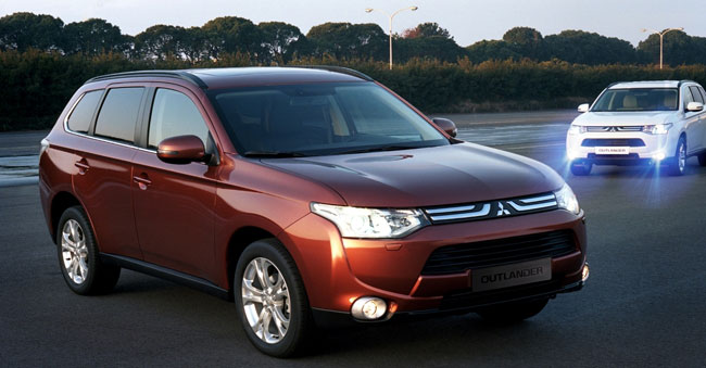    Mitsubishi Outlander    42 700 !