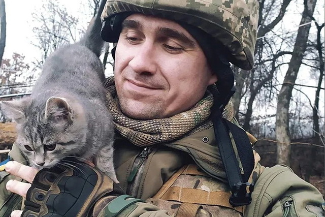 В Днепре пройдет фотовыставка, посвященная военным и котикам
