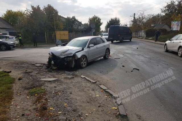     Mazda  Chevrolet:      