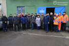 «Подяка від дніпрян і премії від міста»: Філатов привітав комунальників, які підтримували Дніпро під час блекауту